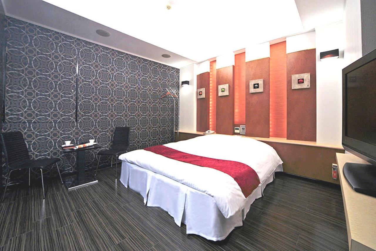 Hotel Lala Minato - Adult Only Nagoya Exterior photo
